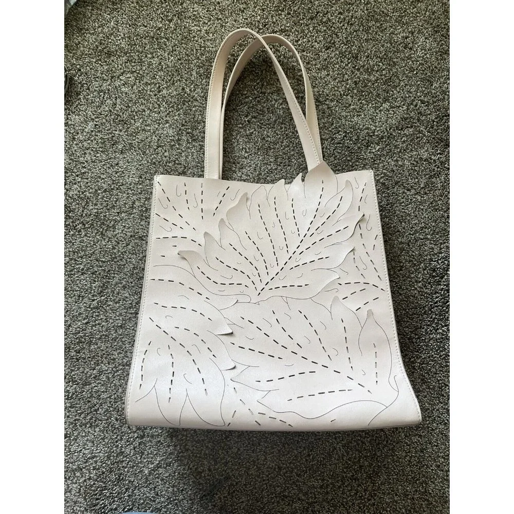 Banana Republic  LASER CUT OUT  Palm LEAF TOTE PINK BLUSH_12